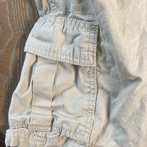 Big Boys Khaki Tan Adjustable Waist Cargo Pocket Summer Shorts - Picture 3 of 8